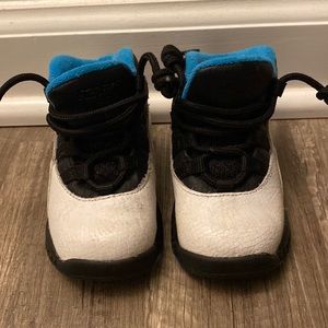 5c Jordan’s worn a few times, no box